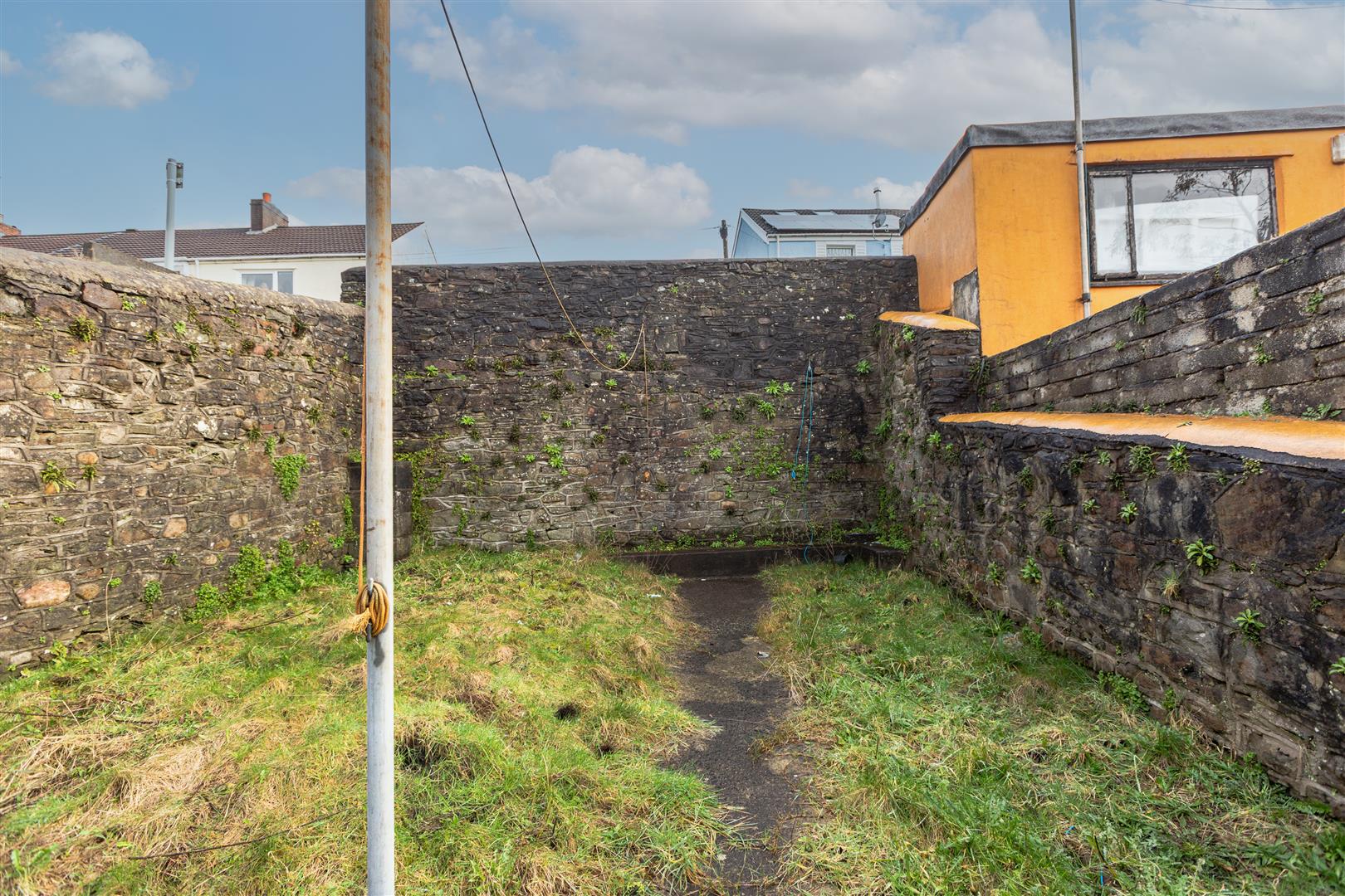 Bryn Syfi Terrace, Mount Pleasant, Swansea, SA1 6XN